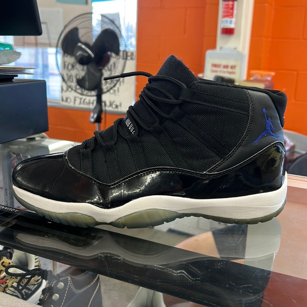 Air Jordan